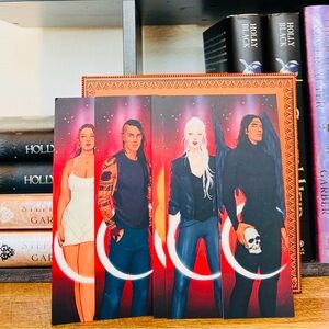 Illumicrate Exclusive LIGHT IT UP BOOKMARK SET